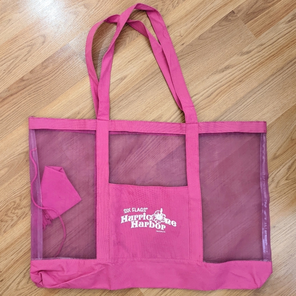 4/$20 Large Pink Six Flags Hurricane Harbor Mesh Tote Bag